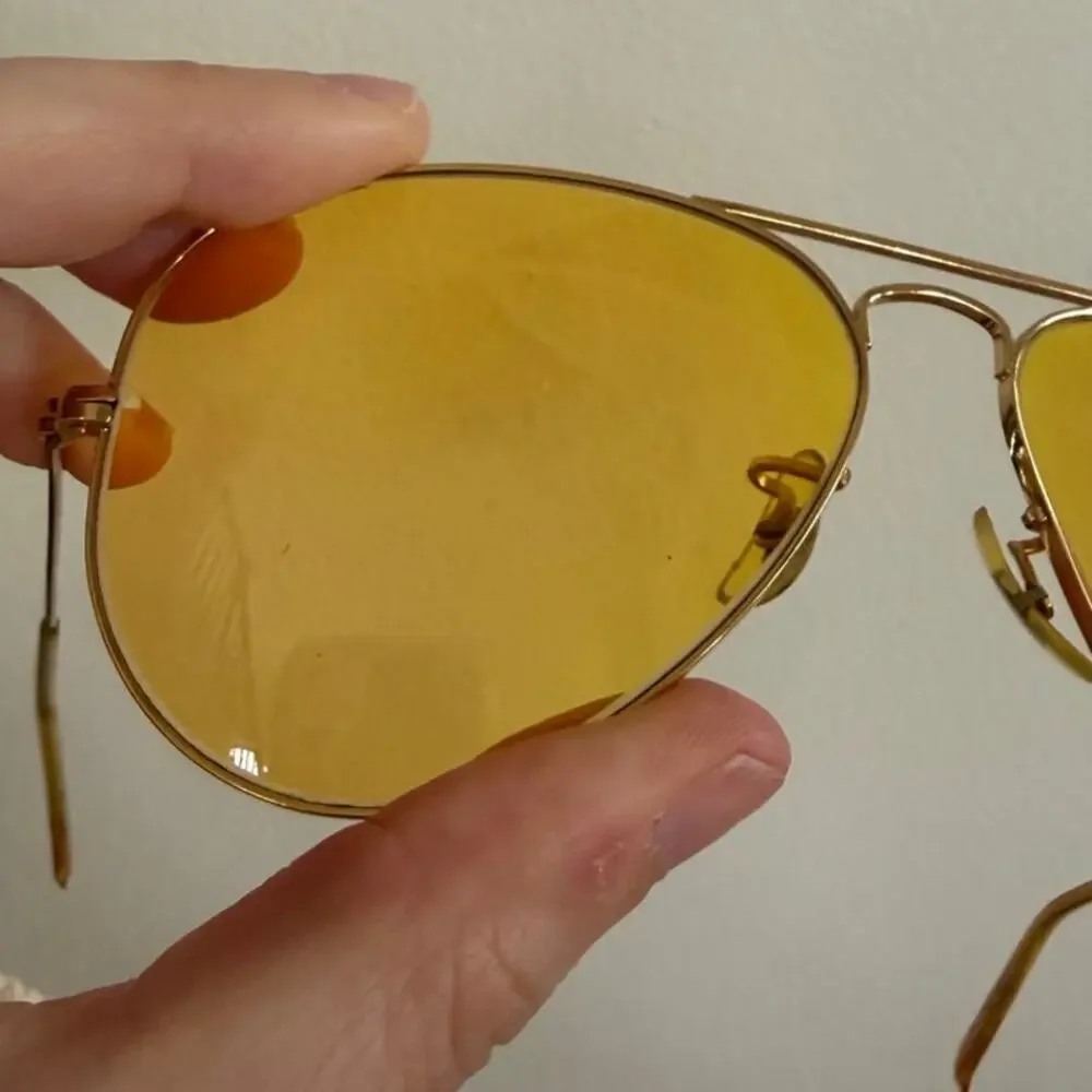 Vintage 70s RARE B&L Ray Ban Amber Yellow Aviator Sunglasses FLAW